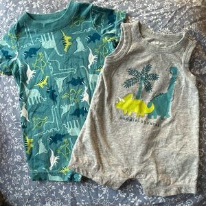Carter’s Dino Set